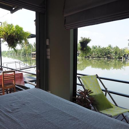 Amphawa Caza Platuu Bed and Breakfast Buitenkant foto